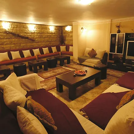 Dryalos Hotel